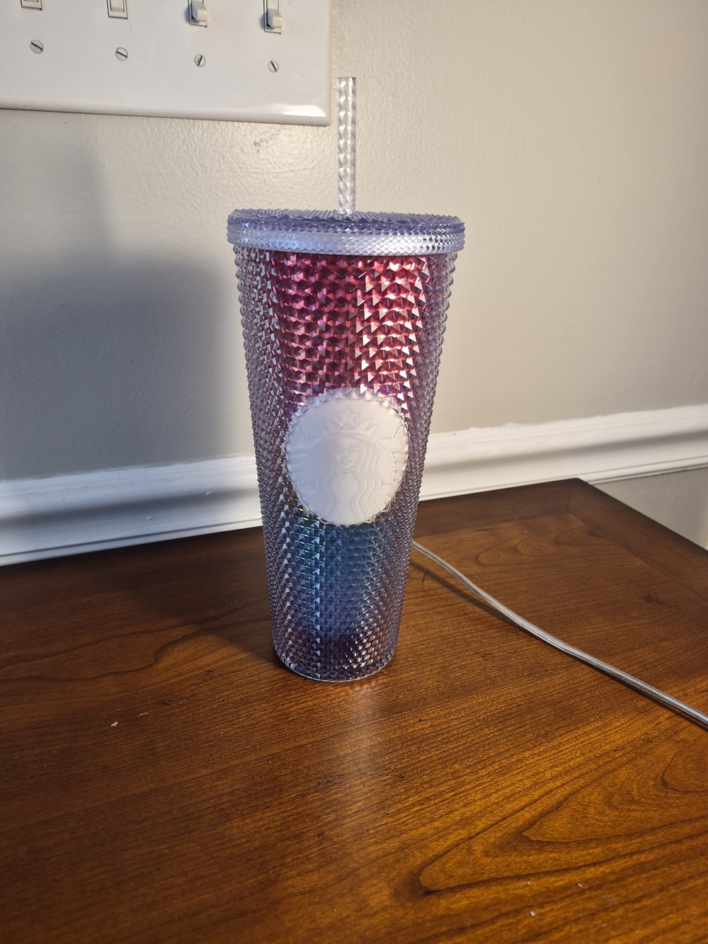Starbucks 2020 Limited Edition Studded Rainbow Cold Cup Tumbler 24oz